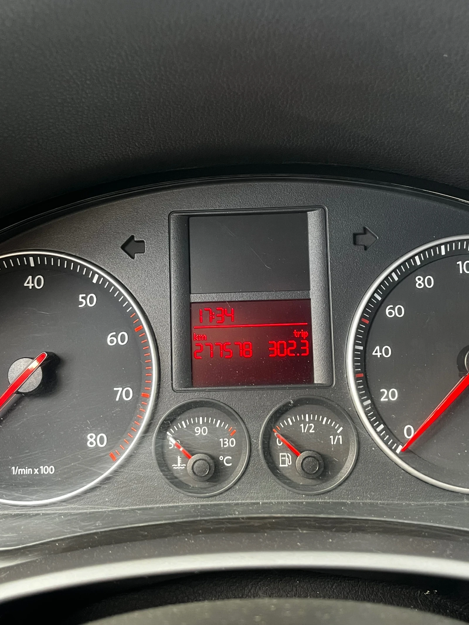 VW Golf, снимка 2 - Автомобили и джипове - 54681524