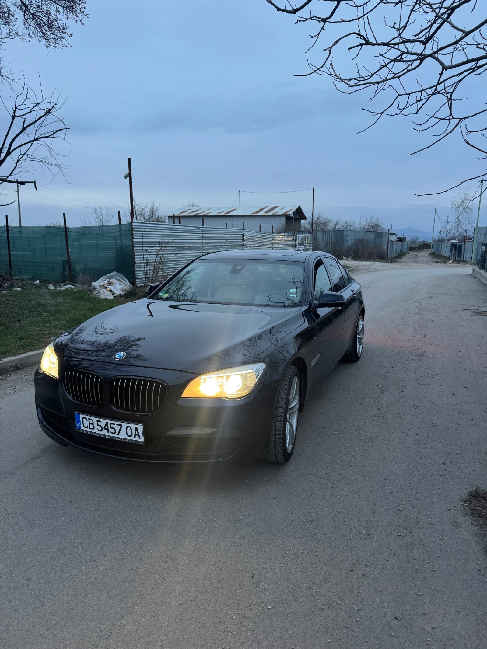 BMW 730 Face//XD//M-pack//full//сменени вериги, снимка 14 - Автомобили и джипове - 54873963