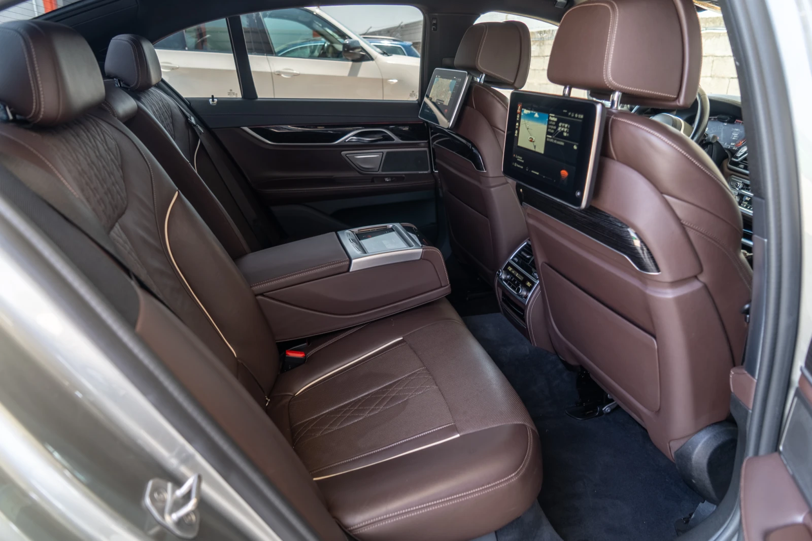 BMW 730 D = 2020 = XDRIVE = FULL = ЛИЗИНГ, снимка 9 - Автомобили и джипове - 55003570