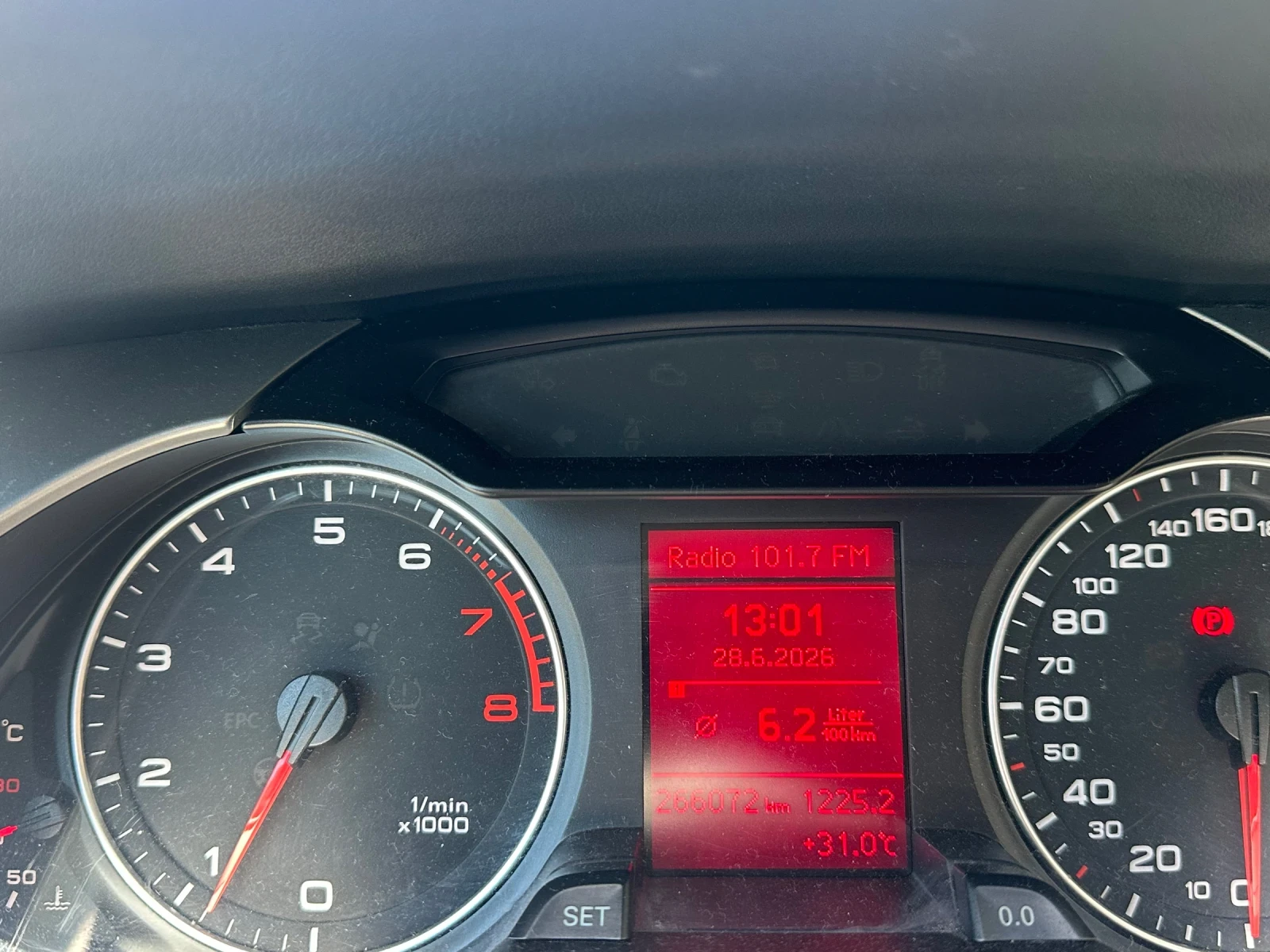 Audi A4 Audi A4 1.8 tfsi , снимка 9 - Автомобили и джипове - 55077183