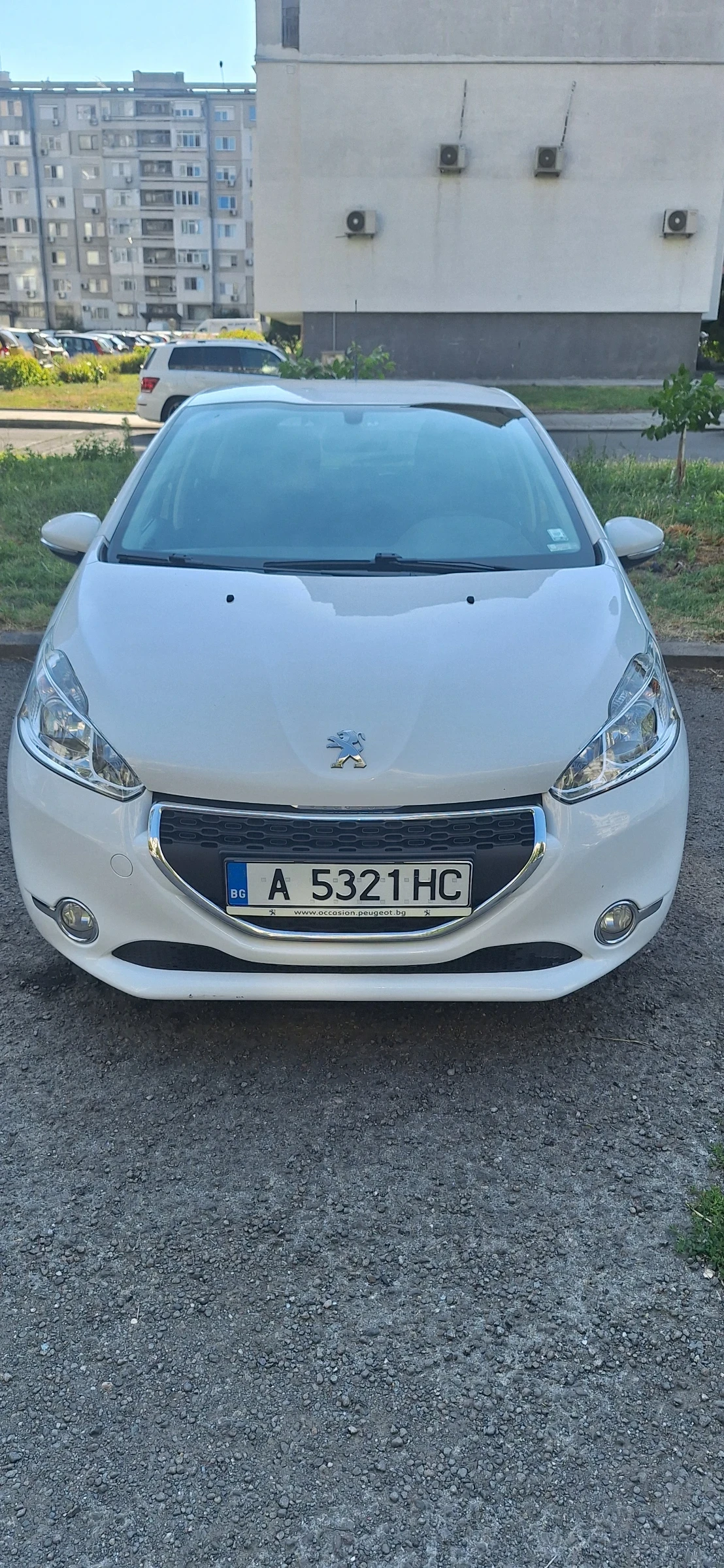 Peugeot 208