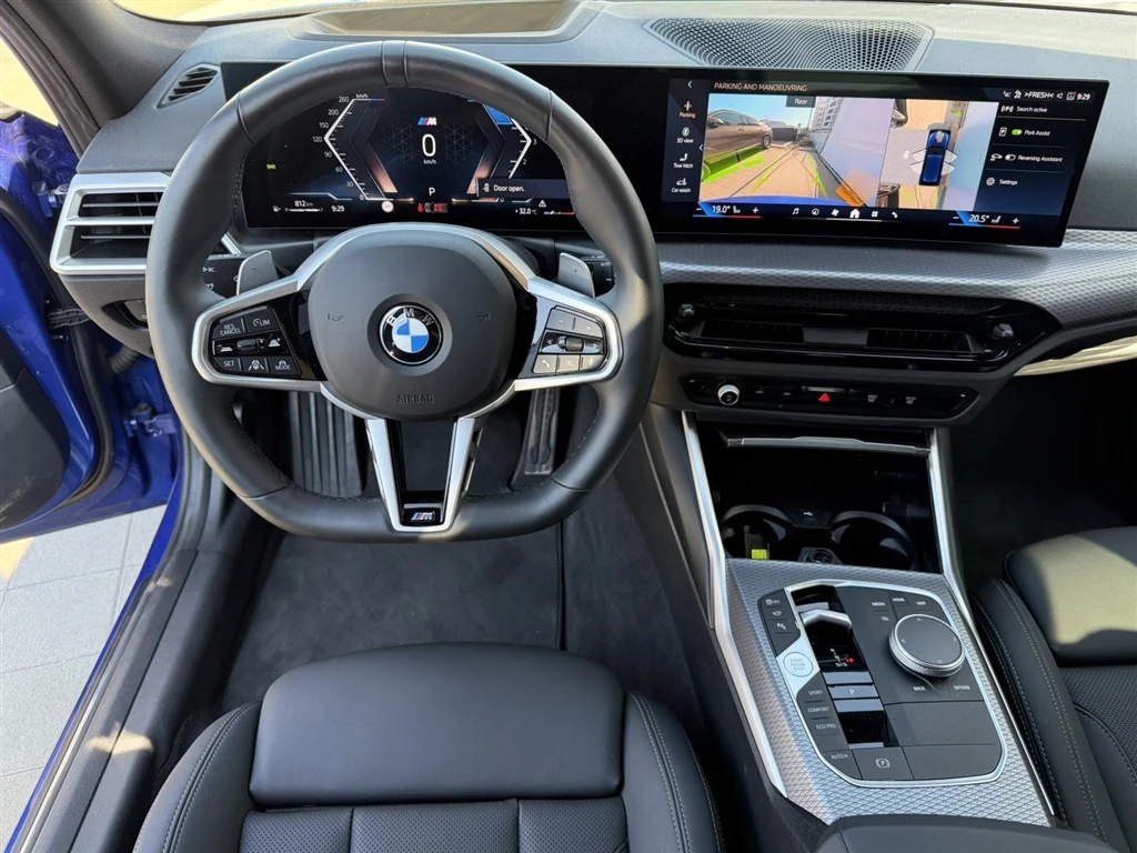 BMW 320 xDrive, снимка 12 - Автомобили и джипове - 55649654