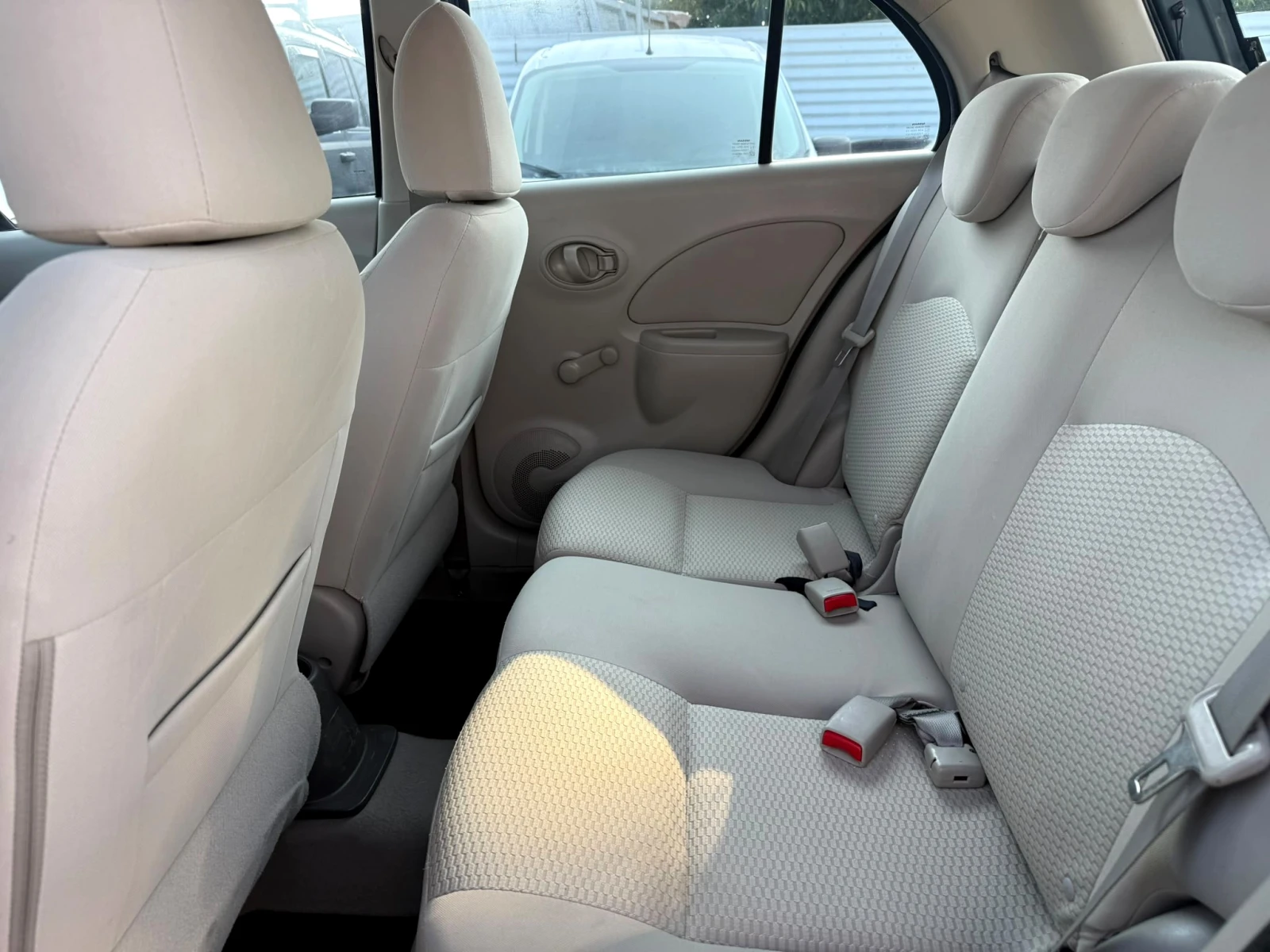 Nissan Micra 1.2i 80к.с 137х.км!!!   Tekna   , снимка 12 - Автомобили и джипове - 55784143