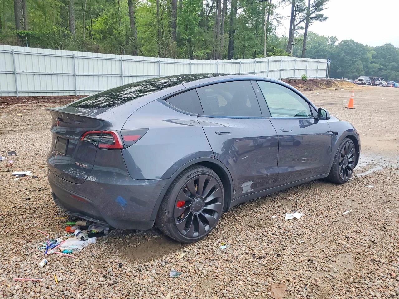Tesla Model Y DUALMOTOR* ALL* WHEEL* DRIVE*  | Mobile.bg � ����������� 5
