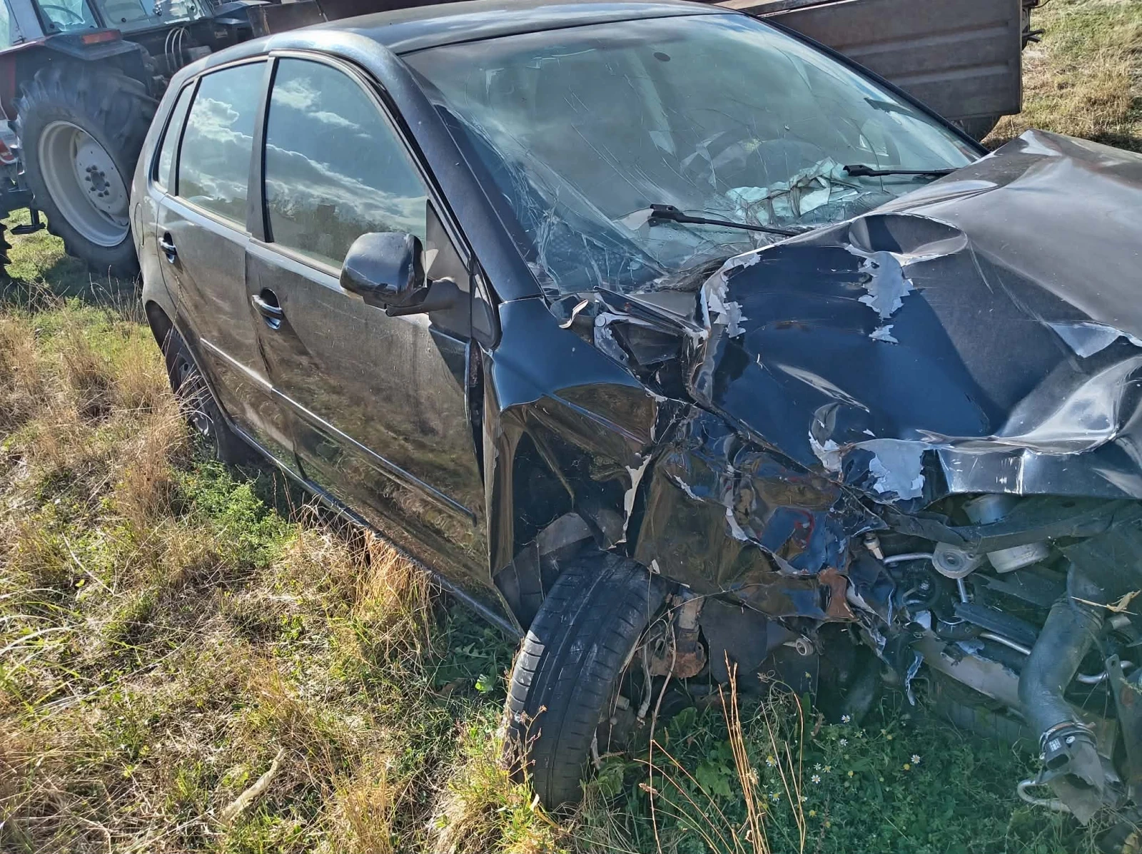 VW Polo, снимка 2 - Автомобили и джипове - 56460128