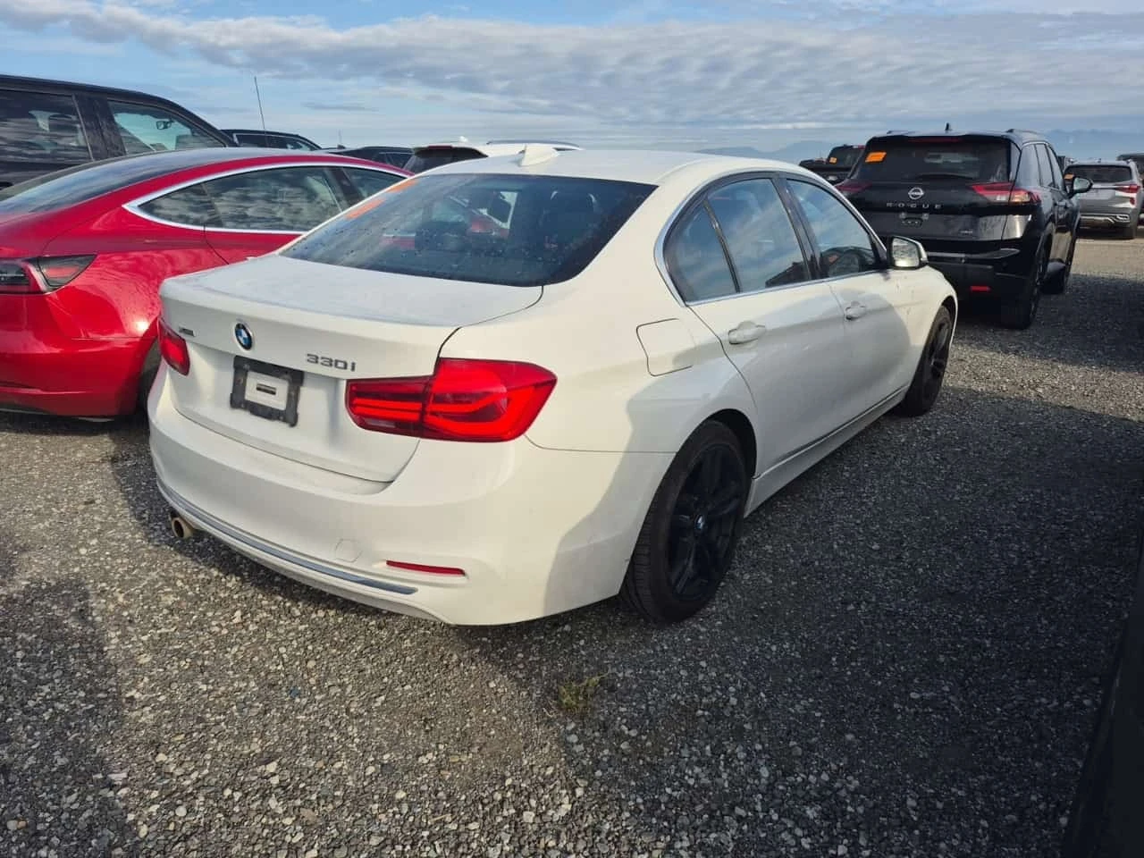 BMW 330 I XDRIVE SEDAN 4D * CARFAX * ���������� *  | Mobile.bg � ����������� 3