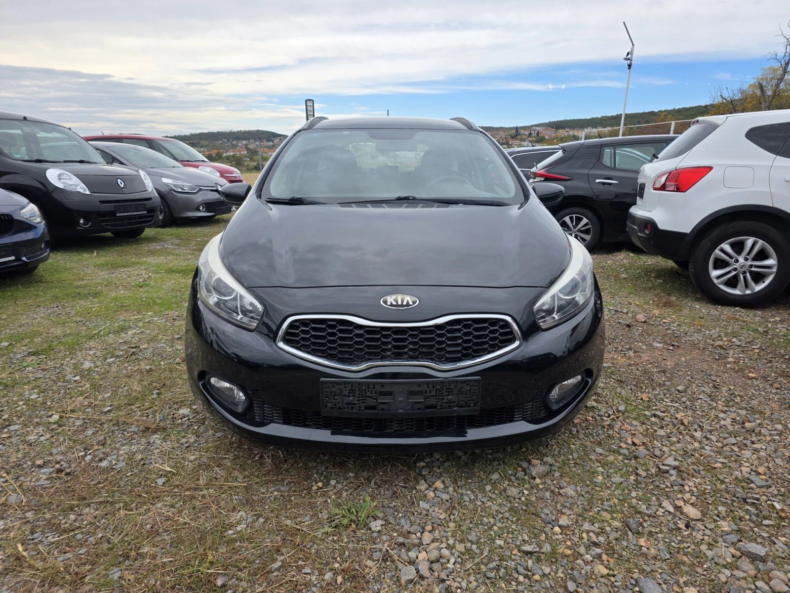 Kia Ceed, снимка 2 - Автомобили и джипове - 56691505
