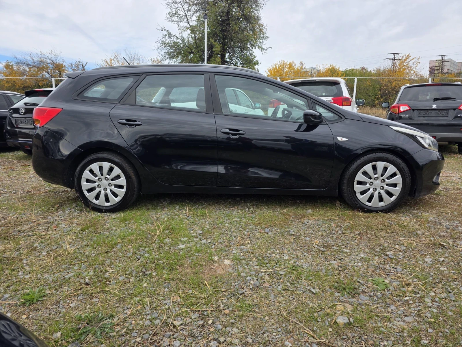 Kia Ceed, снимка 4 - Автомобили и джипове - 56691505