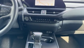 Lexus UX 250h FWD Style Facelift  В гаранция!, снимка 12