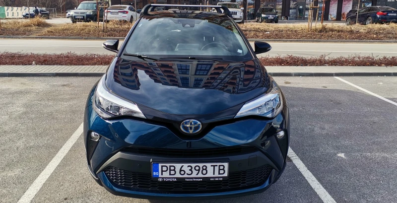 Toyota C-HR, снимка 1 - Автомобили и джипове - 48789217