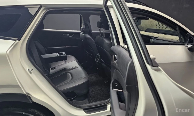 Kia Sportage 1.6 TURBO SIGNATURE GRAVITY* НАЙ-ВИСОКO ОБОРУДВАНЕ, снимка 14 - Автомобили и джипове - 51273844