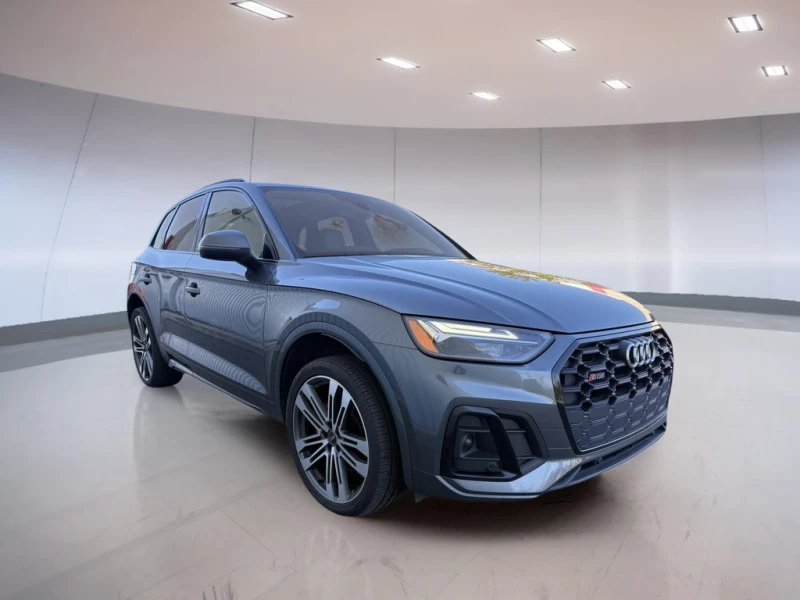 Audi SQ5 * PROGRESSIVE* CARFAX * БЕЗ ПЪРВОНАЧАЛНА ВНОСКА, снимка 3 - Автомобили и джипове - 52905712