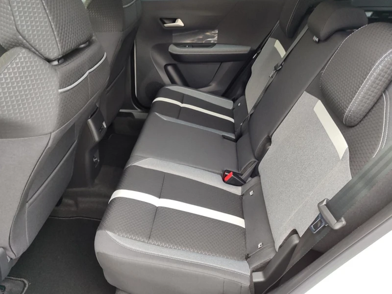 Opel Frontera GS 48V Hybrid 107kW/145Hp, снимка 12 - Автомобили и джипове - 53028990