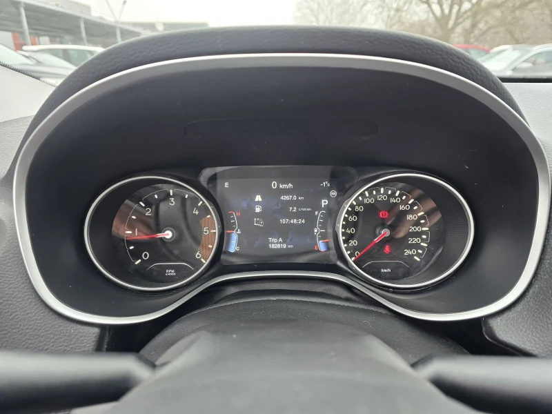 Jeep Compass 2.0MJT 140к.с LIMITED 4WD, снимка 17 - Автомобили и джипове - 53200082