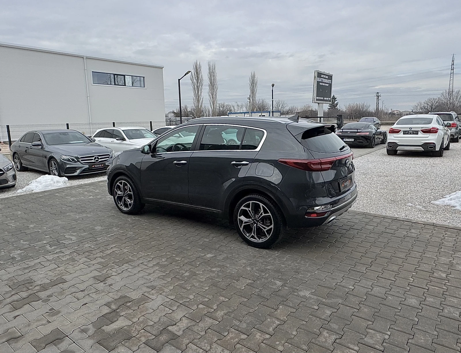 Kia Sportage 1.6CRDi GT-Line Подгрев/Обдухване/Камера/Keyless - изображение 6