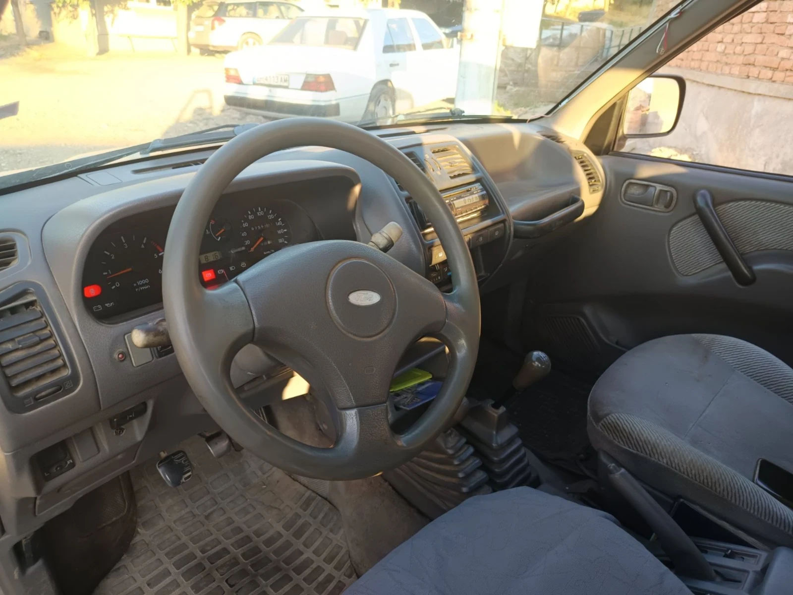 Ford Maverick Джип - изображение 8