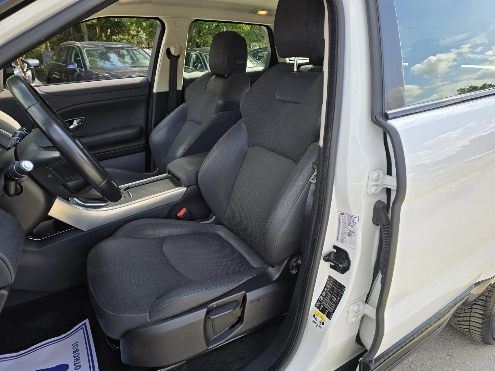 Land Rover Range Rover Evoque 2.0d 150к.с 4х4 6 скорости - изображение 9