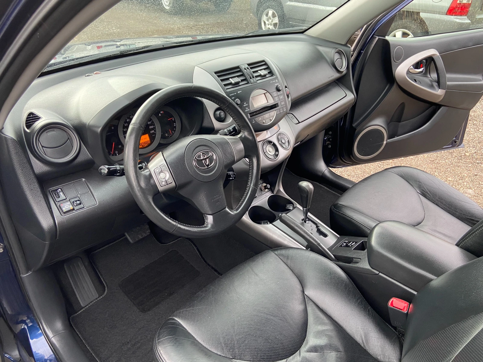 Toyota Rav4 2.0 GAZ ГЪРЦИЯ - изображение 9