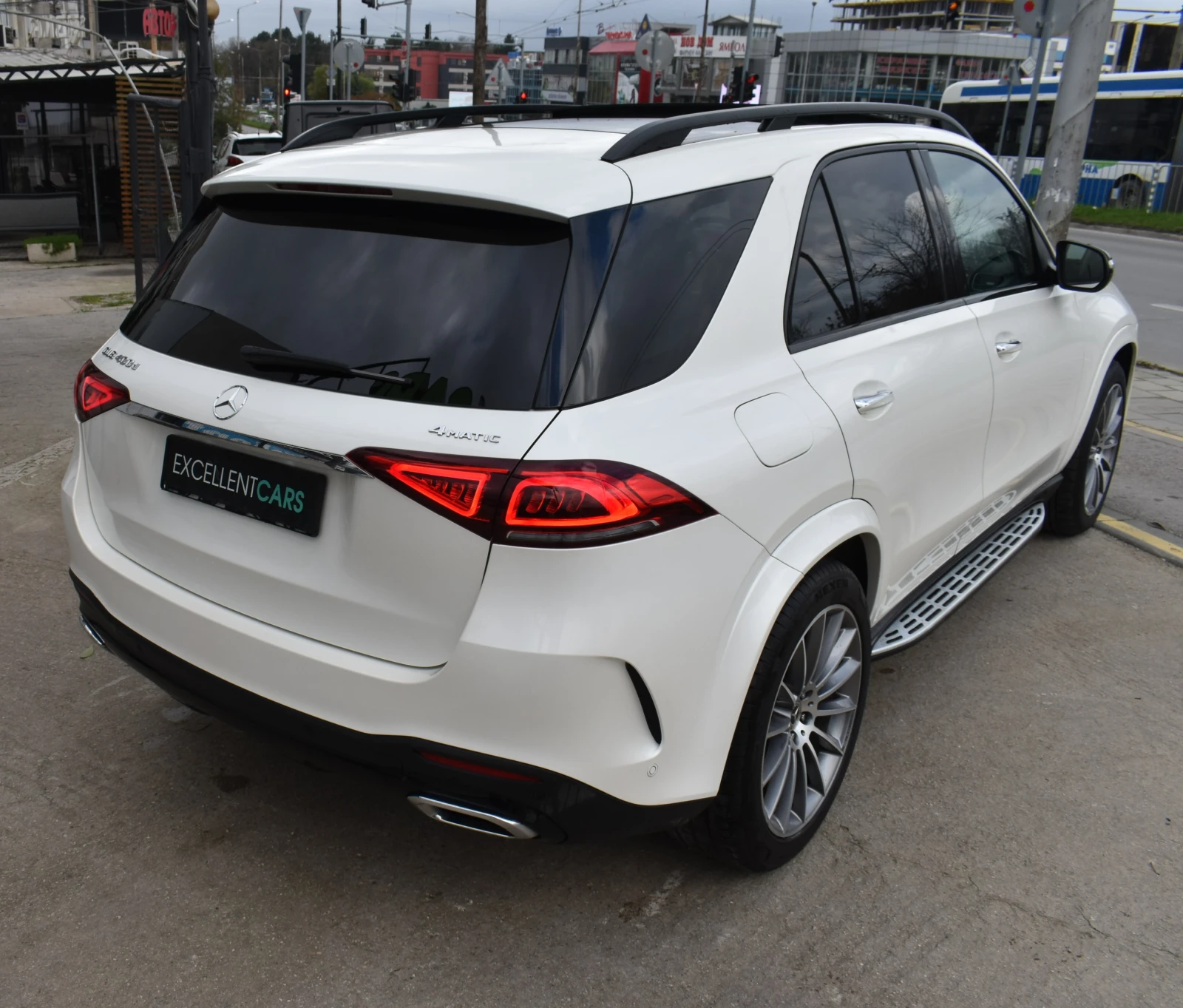 Mercedes-Benz GLE 400 AMG* AIRMAT* 360CAM* PANORAMA* MASSAGE* BURMEISTER - изображение 5