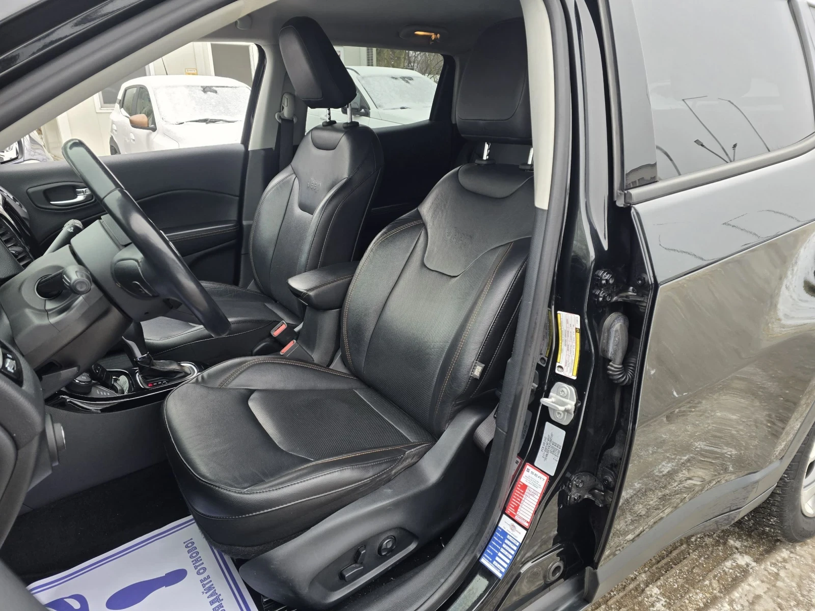 Jeep Compass 2.0MJT 140к.с LIMITED 4WD - изображение 9