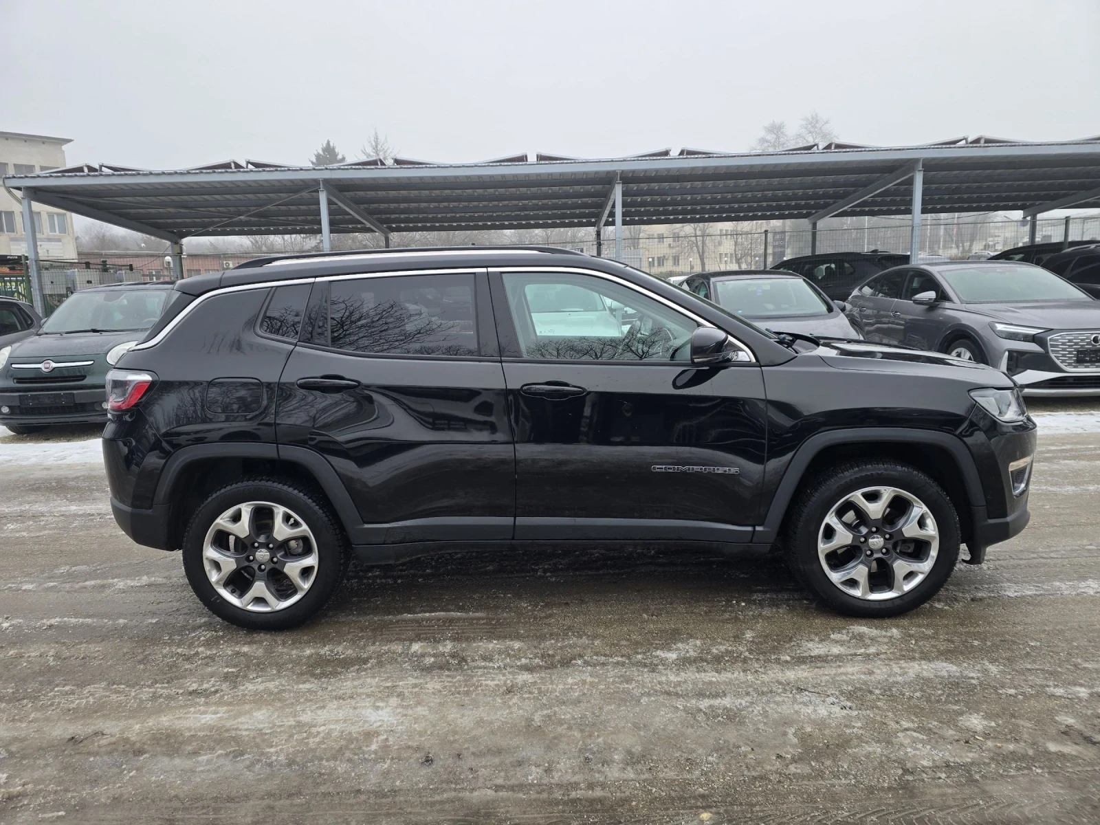 Jeep Compass 2.0MJT 140к.с LIMITED 4WD - изображение 8