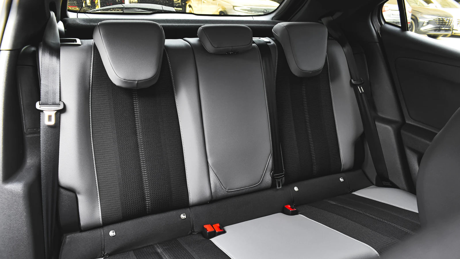 Opel Mokka e-Elegance 50 kWh, снимка 11 - Автомобили и джипове - 53770849