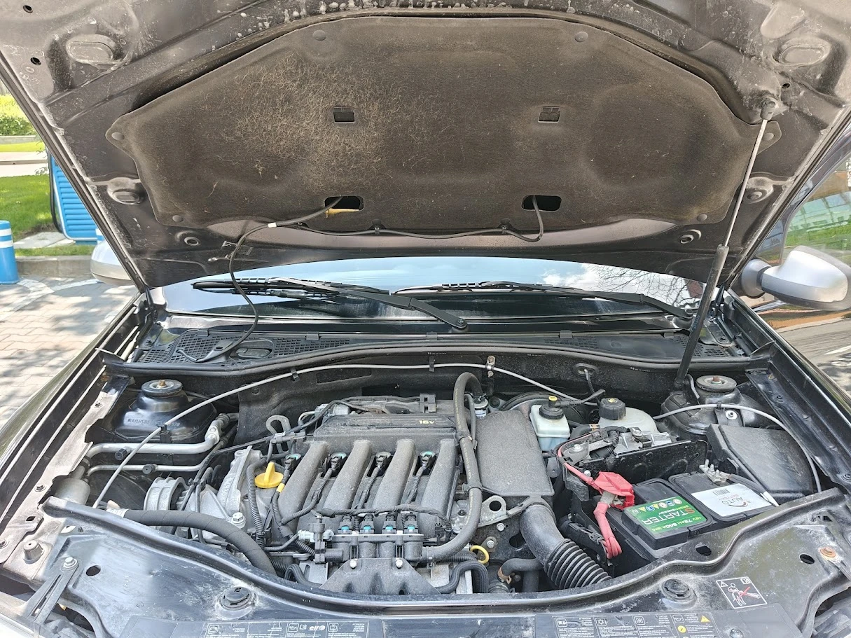 Dacia Duster 1.6 LPG, снимка 7 - Автомобили и джипове - 54806722