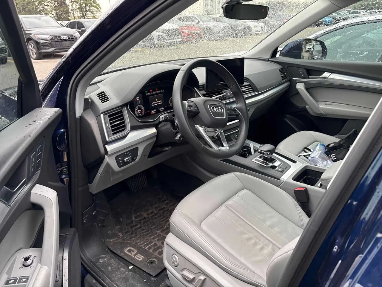 Audi Q5 Progressiv/360/DIS/LED/ОТ ПРЕДСТАВИТЕЛСТВО, снимка 5 - Автомобили и джипове - 55650321