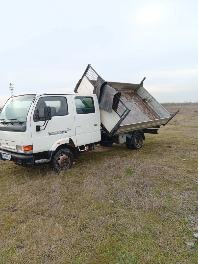 Nissan Capstar Тристранен самосвал 5+ 1, снимка 1 - Бусове и автобуси - 49295112