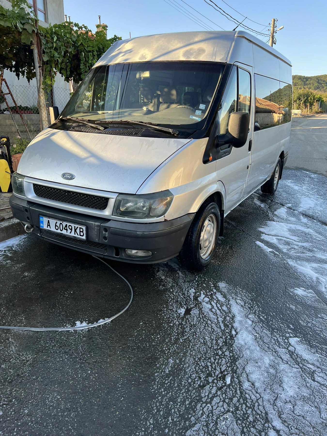 Ford Transit 2.4 - изображение 3