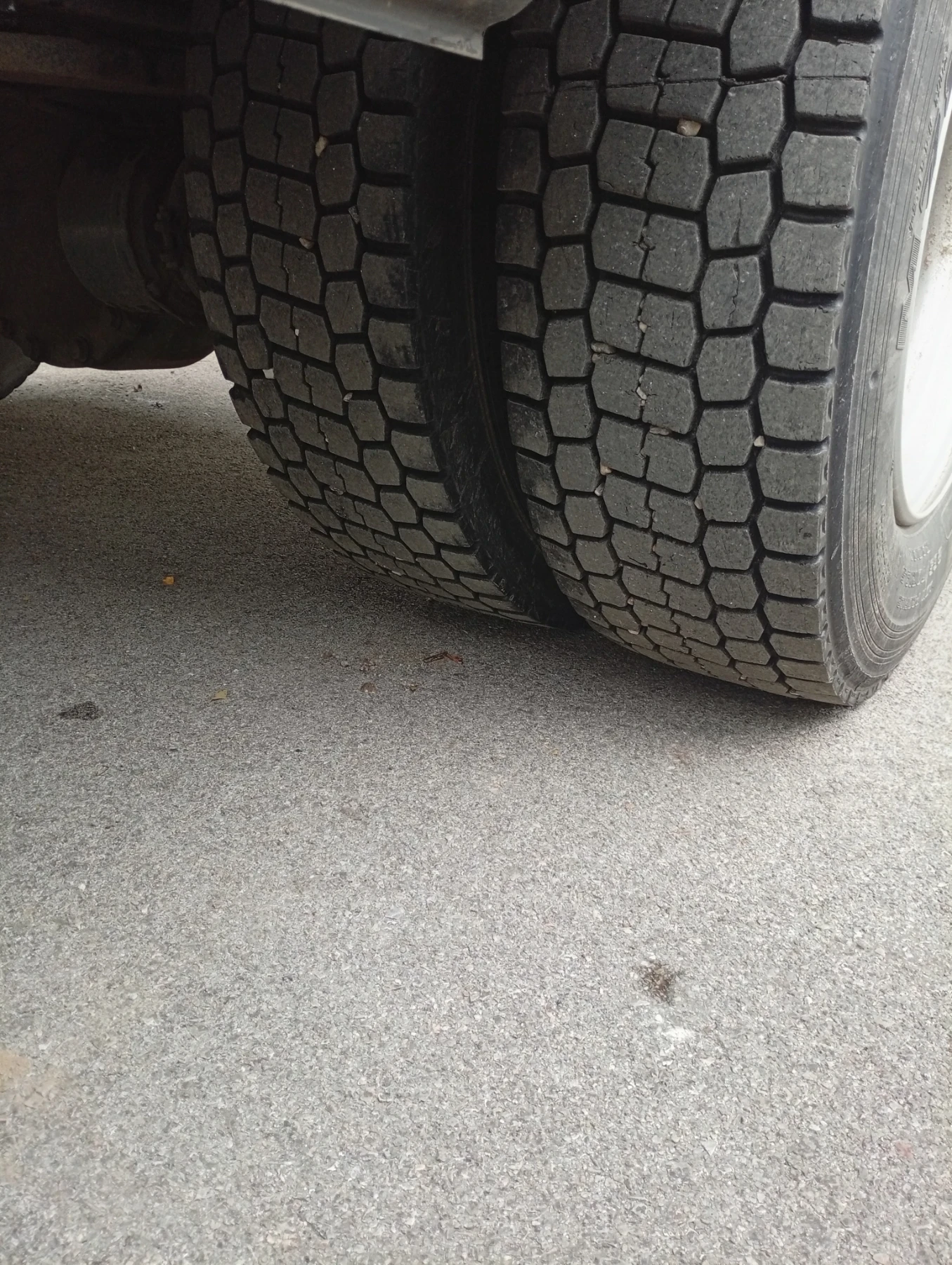 Mercedes-Benz 1217 11990 без лиценс - изображение 3