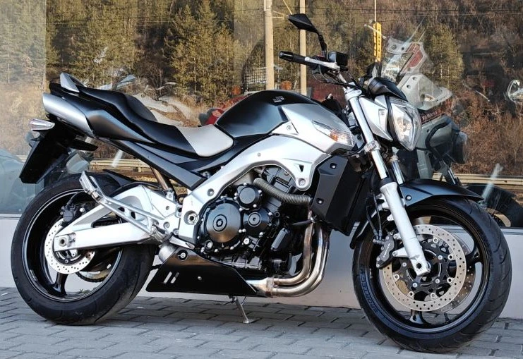 Suzuki Gsr 600, снимка 7 - Мотоциклети и мототехника - 49414841