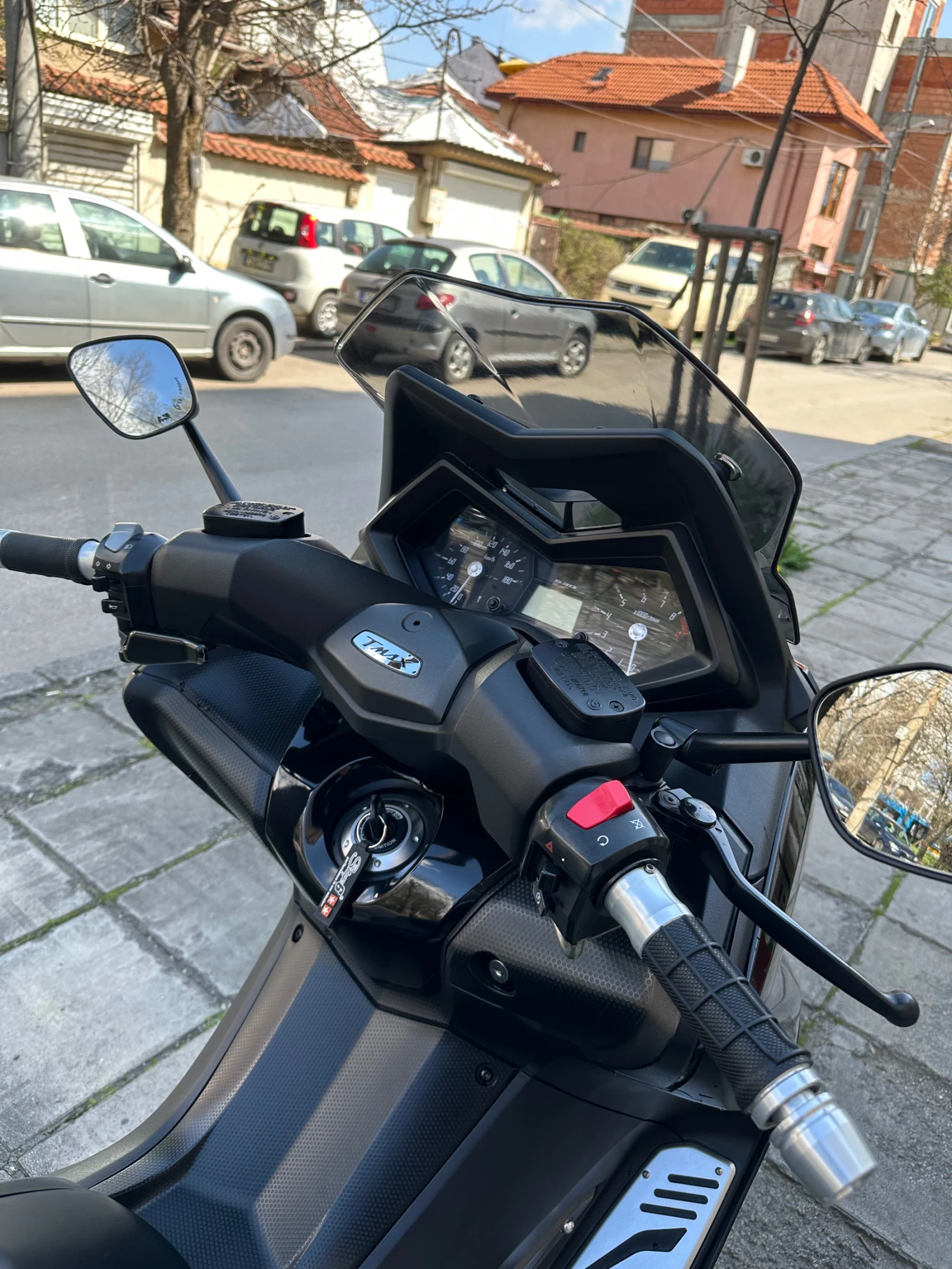 Yamaha T-max 530 - изображение 3