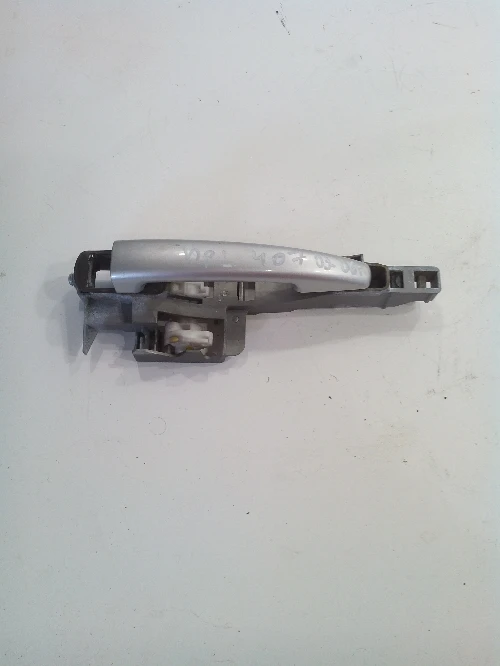 Дръжка за Пежо 407 комби (предна лява външна)