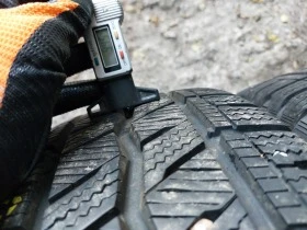 Гуми Зимни 215/65R16, снимка 3