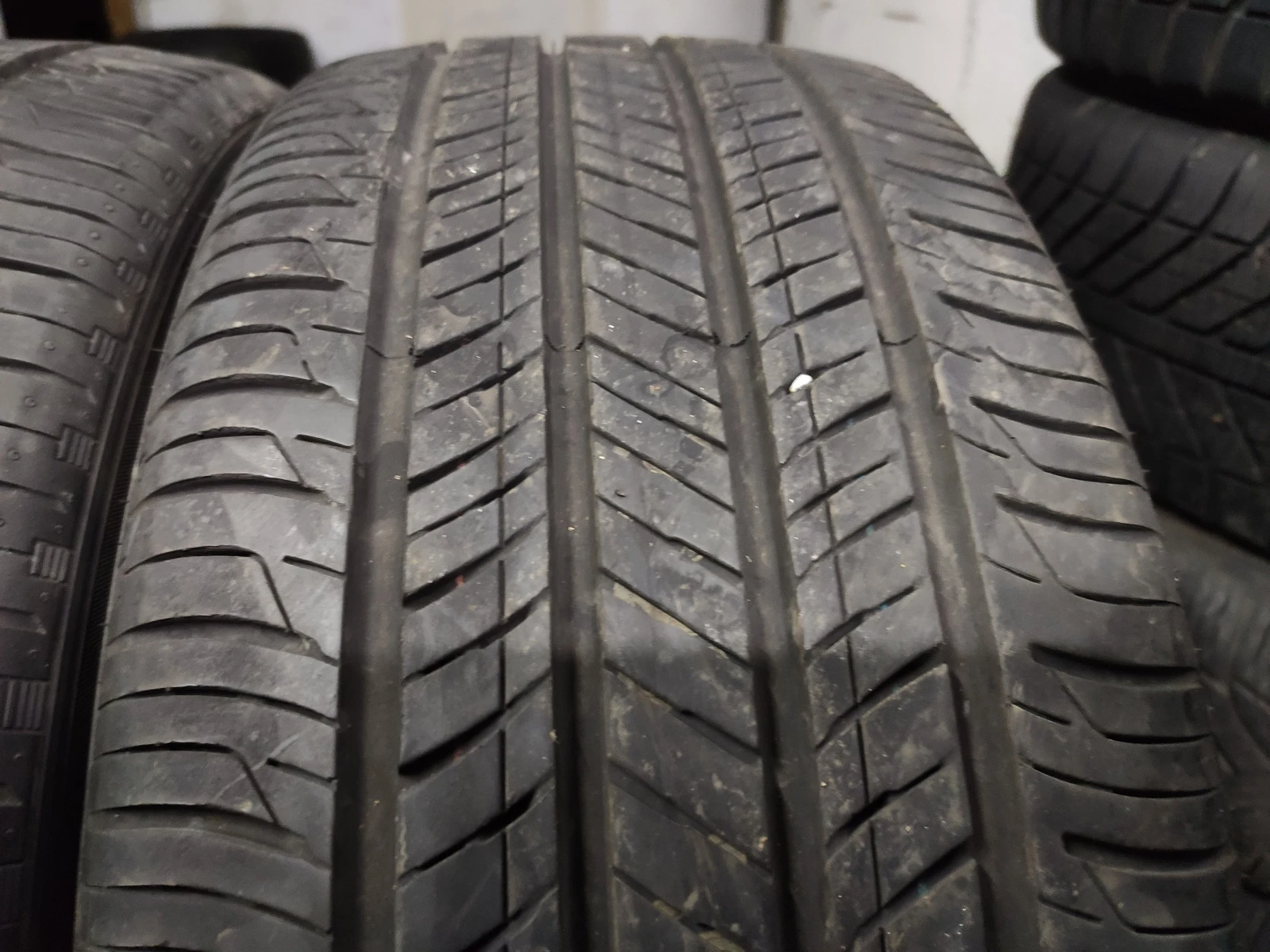  215/45R18 | Mobile.bg   4