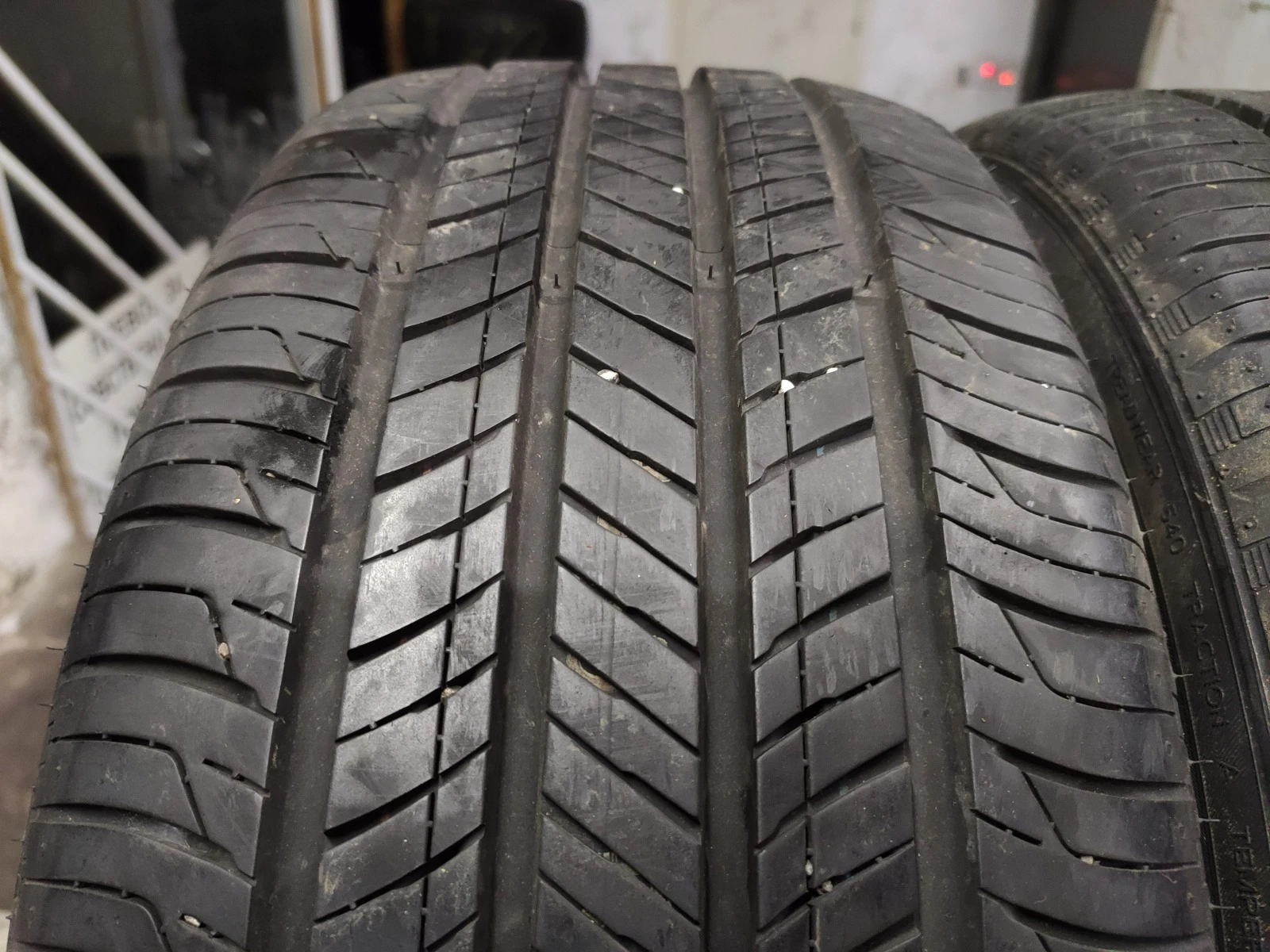  215/45R18 | Mobile.bg   1