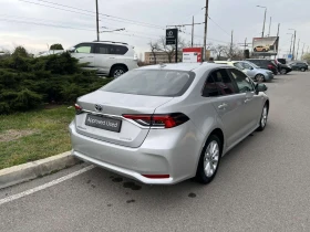 Toyota Corolla 1.8 HEV Executive, снимка 3