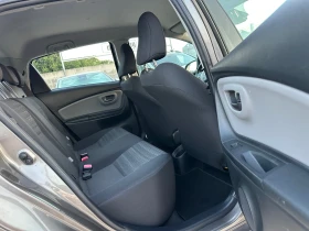 Toyota Yaris 1.0i Камера! Клима!Отлично състояние!, снимка 12