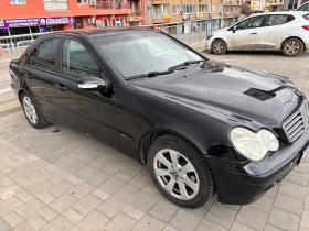 Mercedes-Benz C 200, снимка 2