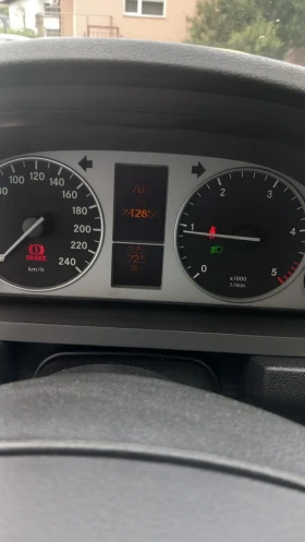 Mercedes-Benz B 180 - 2750 € / 5378.53 лв. - 86698851 2