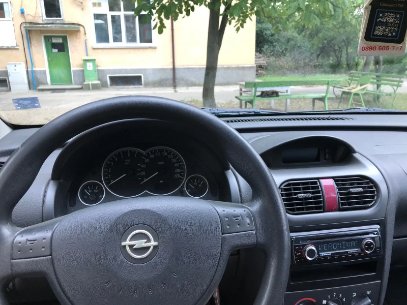 Opel Corsa 1.0, снимка 5 - Автомобили и джипове - 47019450