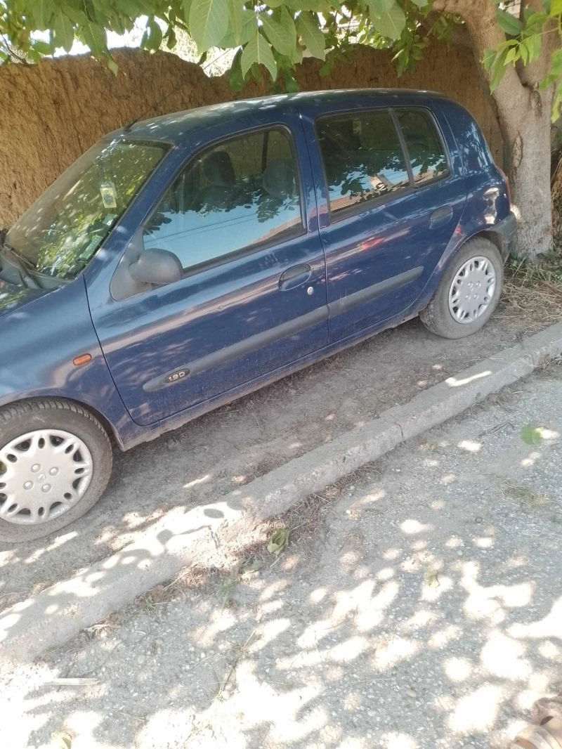 Renault Clio 2, снимка 6 - Автомобили и джипове - 46560557