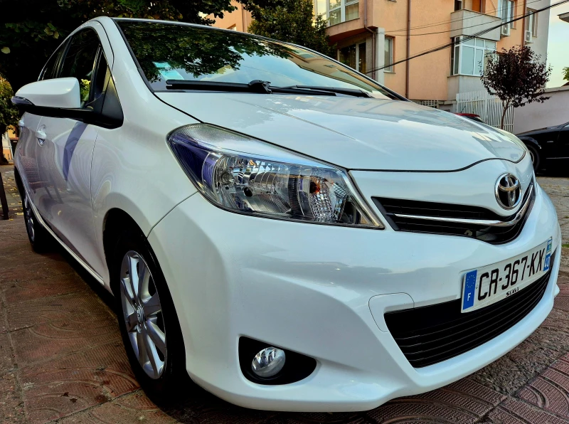 Toyota Yaris 1.4d4d-navi-veriga-6speed-japan , снимка 4 - Автомобили и джипове - 47347196