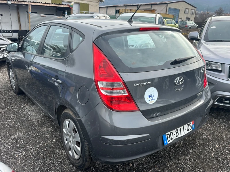 Hyundai I30 1, 6 CRDI, снимка 2 - Автомобили и джипове - 48892901