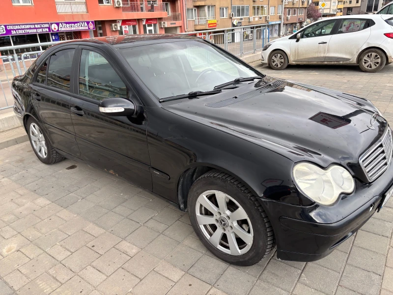 Mercedes-Benz C 200, снимка 2 - Автомобили и джипове - 49518611