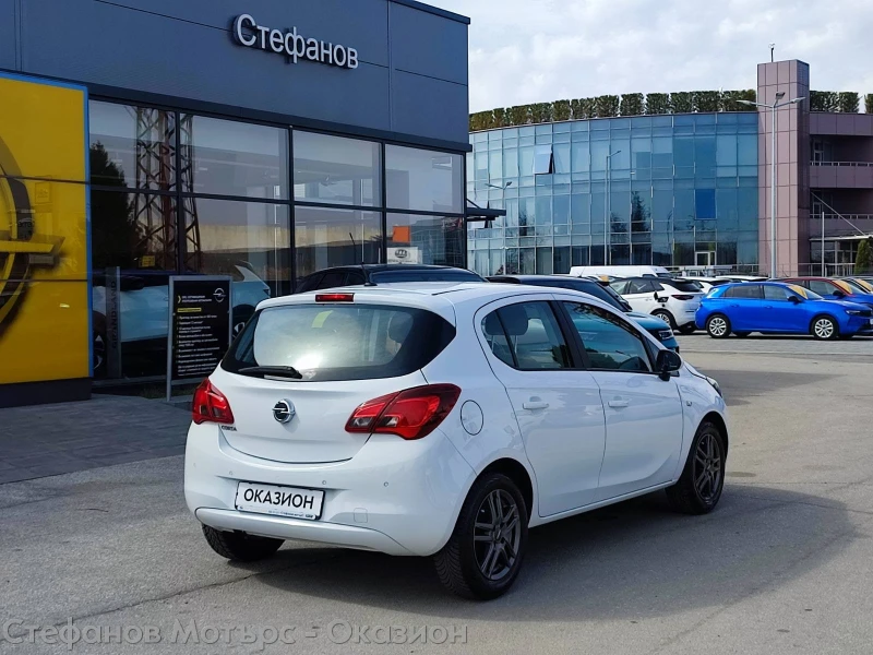 Opel Corsa Edition 1.2i (70HP) MT5, снимка 8 - Автомобили и джипове - 49543535