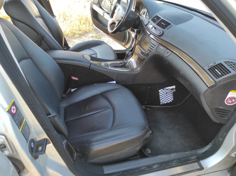 Mercedes-Benz E 280 3.0 Газ бензин , снимка 14 - Автомобили и джипове - 50777392