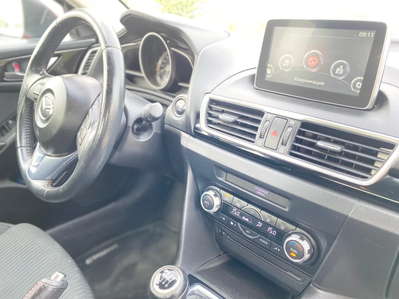 Mazda 3, снимка 6 - Автомобили и джипове - 52559598