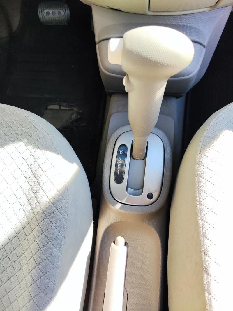 Nissan Micra, снимка 8 - Автомобили и джипове - 52956910